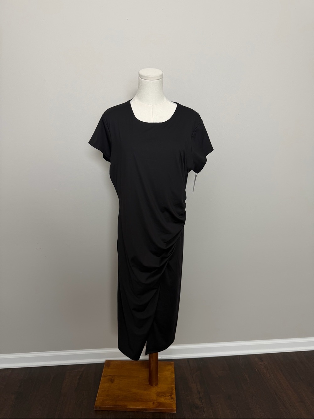 Nine West Little Black Dress Midi Bodycon Ruched Stretchy Lined Party Cocktail